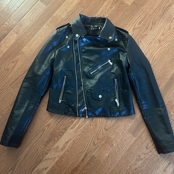 L’olive Verfe Women’s Black Leather Jacket Size 2 - Picture 1 of 3